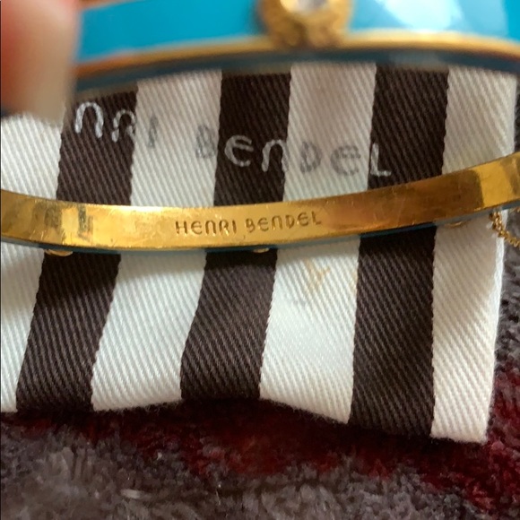 Henri Bendel Bangle Bracelet - Picture 5 of 5
